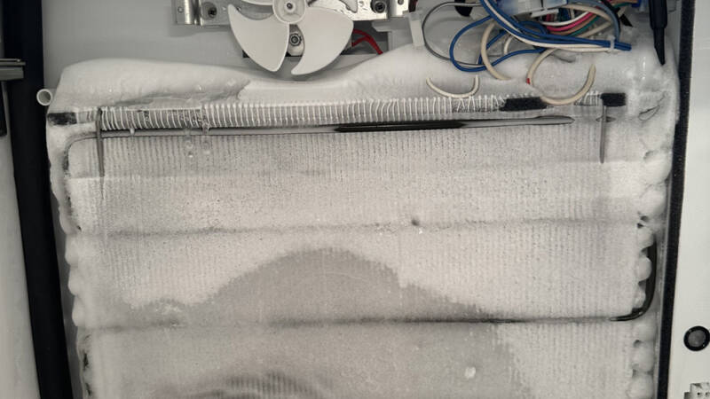 Subzero not defrosting